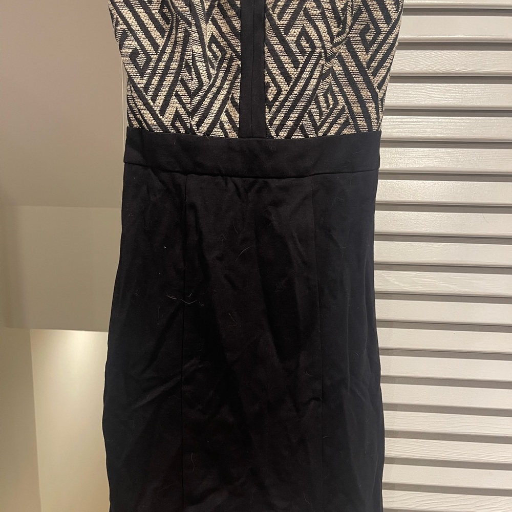 Guess Black Strapless Dress with White Geometric Bodice